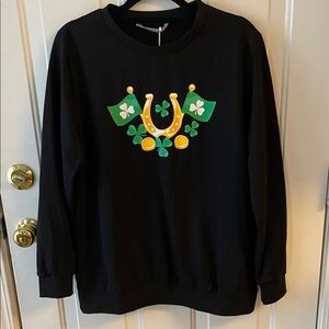 St. Patrick’s Day Long sleeve Lightweight Sweatshirt Size XL NWT